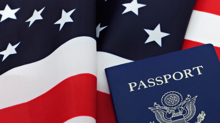 9 требований для получения гражданства в США