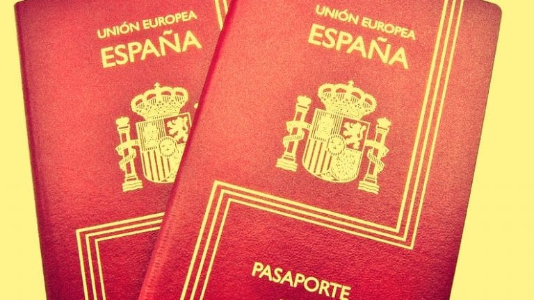Гражданство Испании Как переехать и получить паспорт?